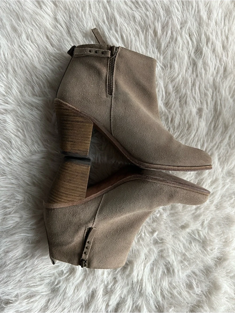 Hoss Intropia classic taupe